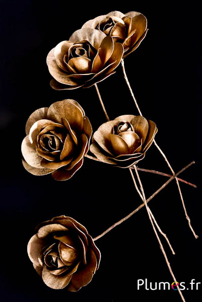 Rose en Bois - diam. 8 cm - doré